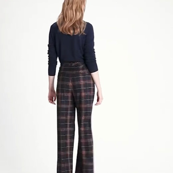 Banana Republic High Waisted Wide Leg Trousers - Picture 4 of 10